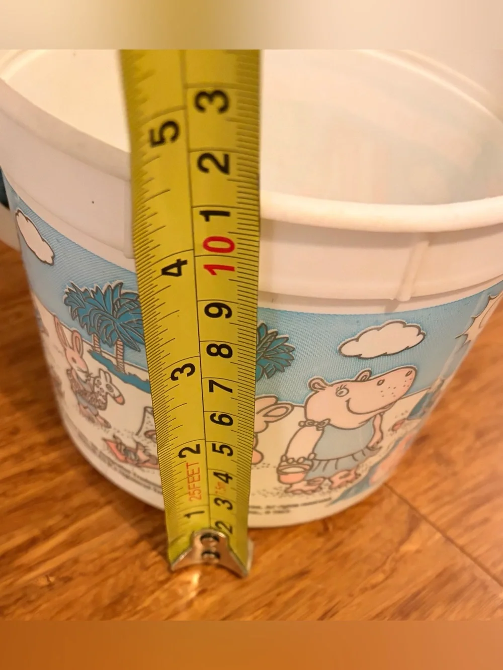 Chick-Fil-A Busy World of Richard Scarry 1993 Vintage Meal Bucket Pail 90s Kid